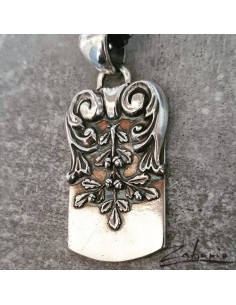 Pendant Dogtag Acanthus Oak Silver