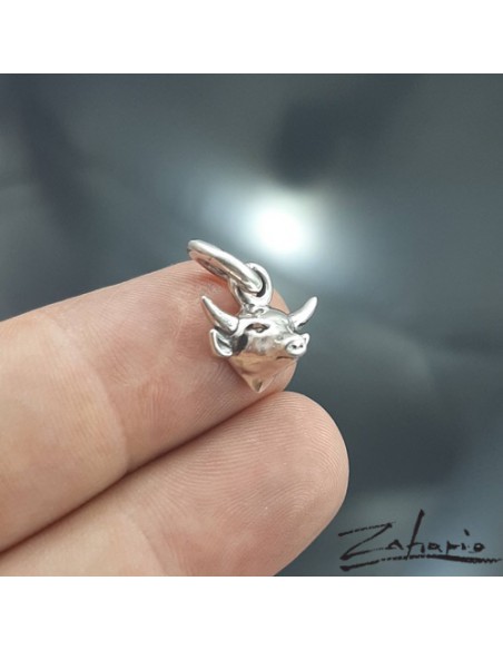 Pendant Bull Small Silver