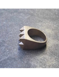 Zahario Signet Meat Pestle Bronze 2