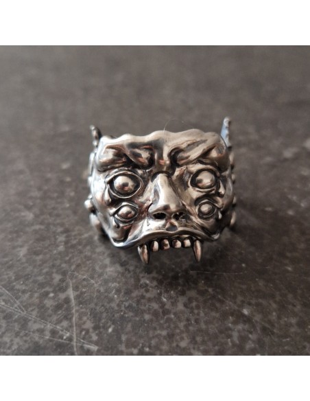 Pierścień srebrny "Krąg Nosferatu"