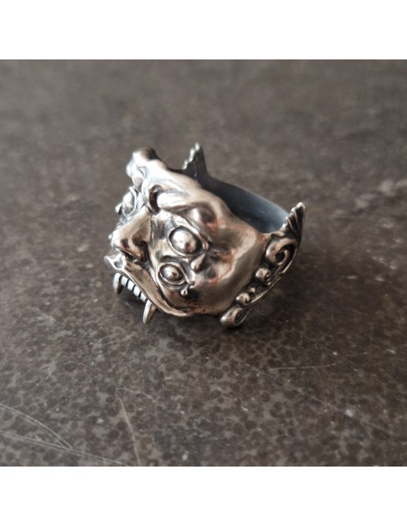 Pierścień srebrny "Krąg Nosferatu"