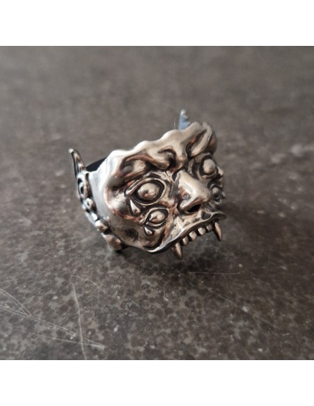 Pierścień srebrny "Krąg Nosferatu"