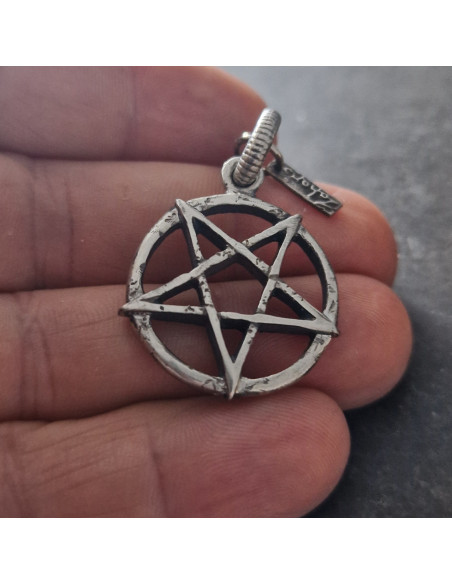 The Pentagram Pendant by Zahario