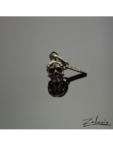 Pendant Victorious Skull Silver