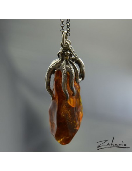 Pendant Octopus with Amber
